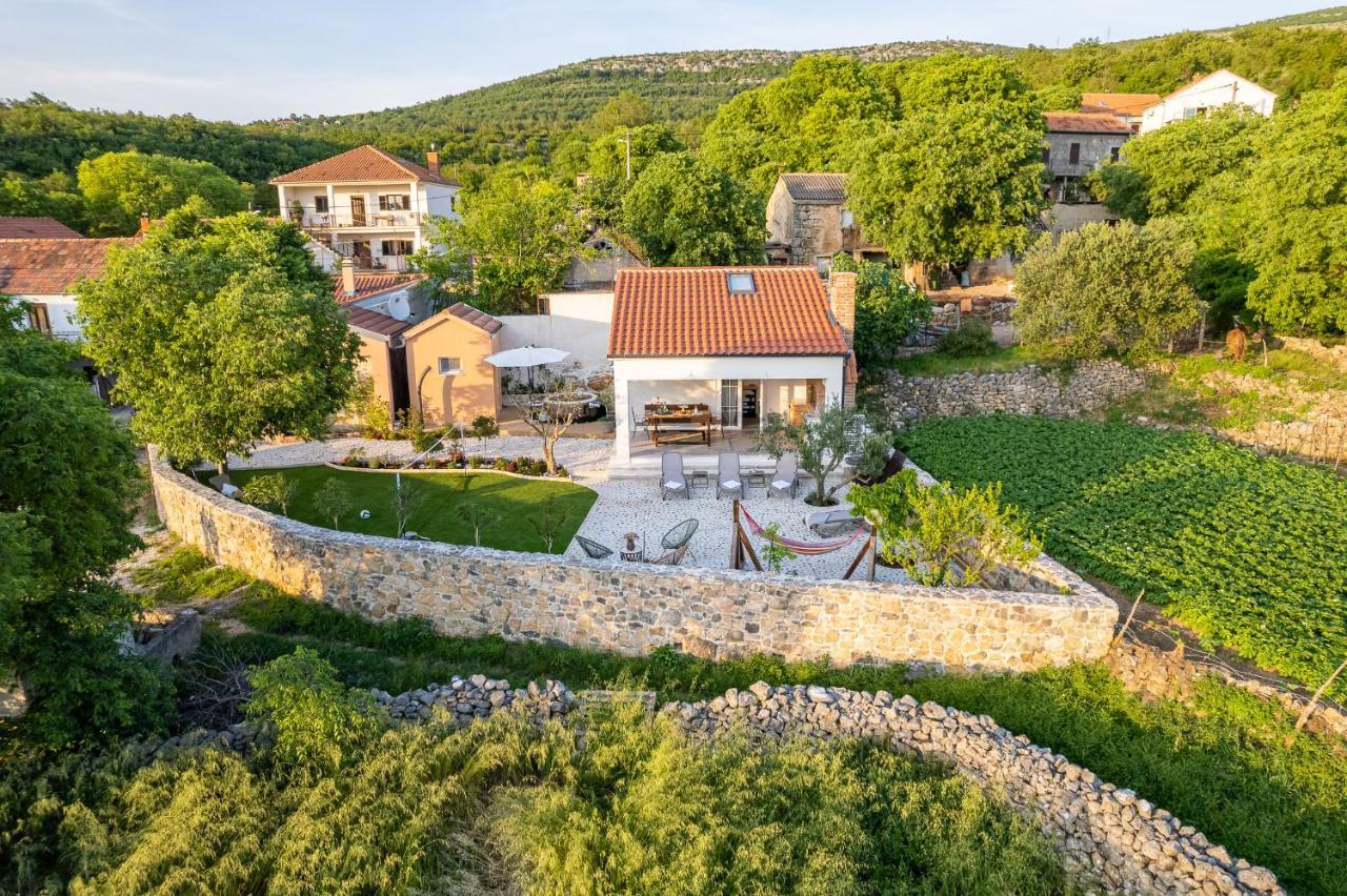 Holiday Home - Villa Thorak Anic Exterior photo