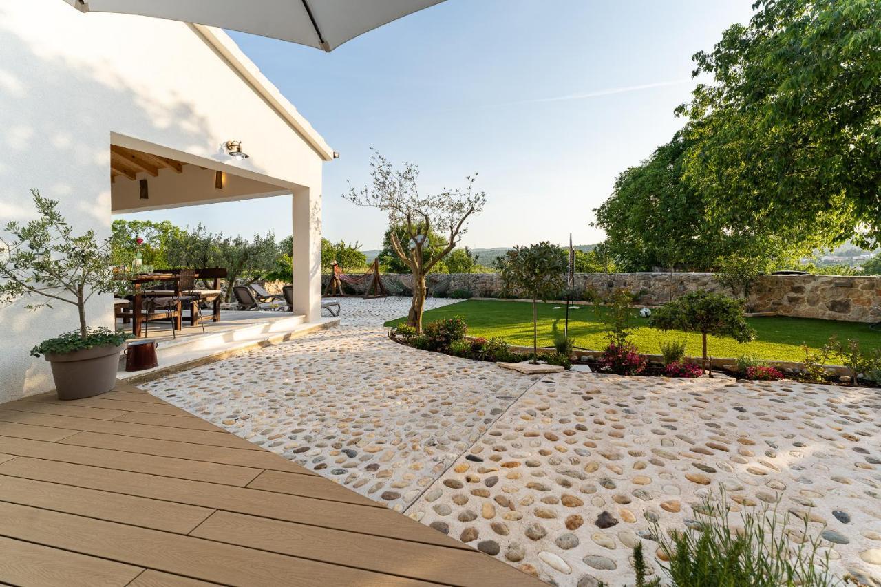 Holiday Home - Villa Thorak Anic Exterior photo